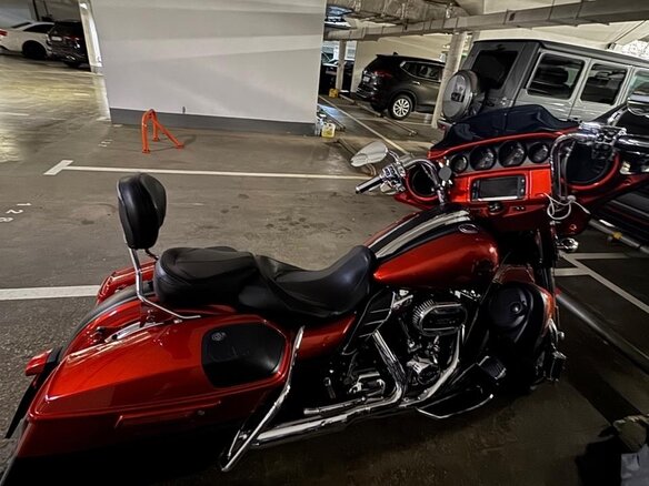 2017 Harley-Davidson CVO Street Glide, красный, 2150000 рублей - вид 2