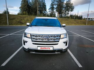 2018 Ford Explorer V Рестайлинг 2, белый, 2900000 рублей, вид 3