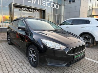 2015 Ford Focus III Рестайлинг, чёрный, 1055000 рублей, вид 3