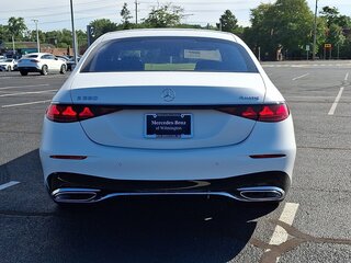2026 Mercedes-Benz S-Класс 580 4MATIC VII (W223) Рестайлинг, белый, 23746010 рублей, вид 4