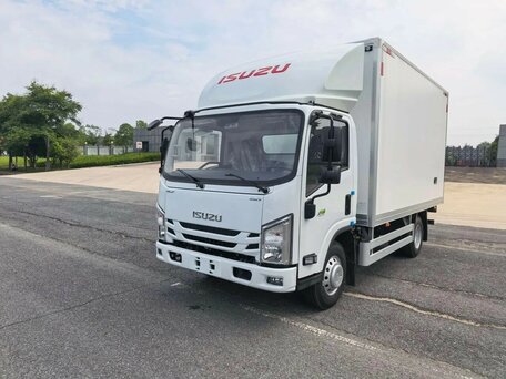 2026 Isuzu Elf (N-series), белый, 6000000 рублей, вид 1