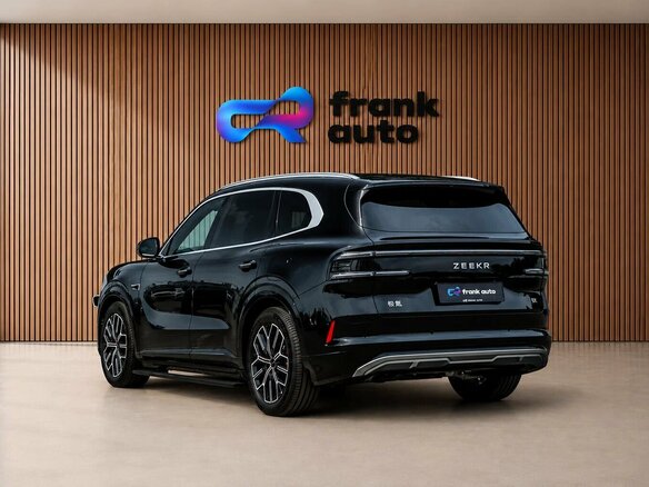 2026 Zeekr 8X 70 kWh, чёрный - вид 33