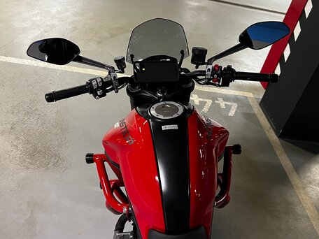 2021 Ducati Monster, красный, 1300000 рублей, вид 4