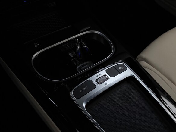 2025 Mercedes-Benz A-Класс 220 IV (W177) Рестайлинг, чёрный, 4200000 рублей - вид 10