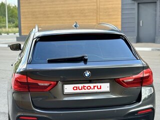 2019 BMW 5 серии 520d VII (G30/G31/G38), серый, 3300000 рублей, вид 4