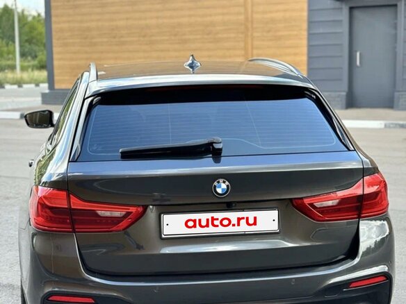 2019 BMW 5 серии 520d VII (G30/G31/G38), серый, 3300000 рублей - вид 3