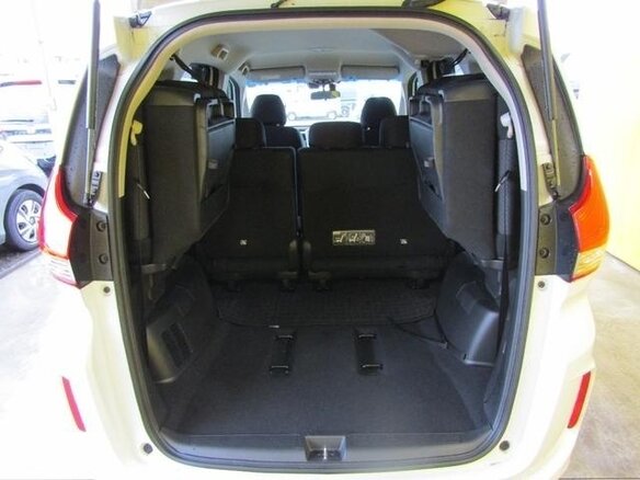 2023 Honda Freed II Рестайлинг, белый, 1460999 рублей - вид 10