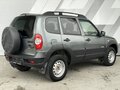 2017 Chevrolet Niva I Рестайлинг, серый, 625000 рублей - вид 4