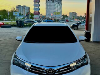 2014 Toyota Corolla XI (E160, E170, E180), белый, 1450000 рублей, вид 4