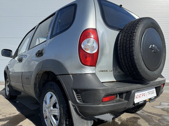 2015 Chevrolet Niva I Рестайлинг, серый - вид 20