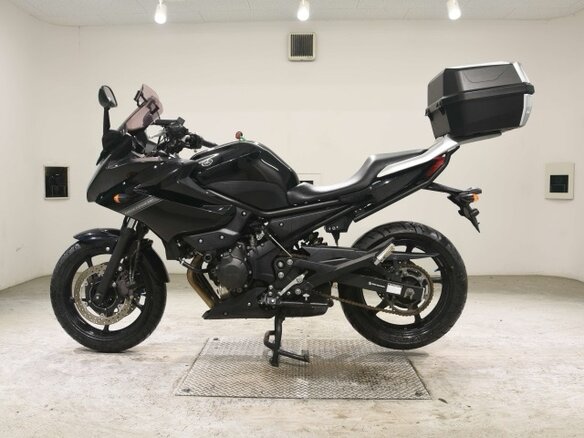 2011 Yamaha XJ6 (FZ6R), чёрный, 479000 рублей