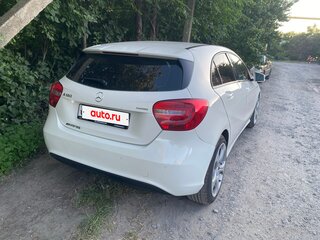 2013 Mercedes-Benz A-Класс 180 III (W176), белый, 1350000 рублей, вид 4