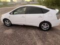 2010 Toyota Prius JDM II Рестайлинг (XW20), белый, 420000 рублей - вид 9