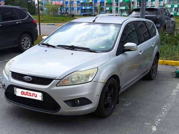 2010 Ford Focus II Рестайлинг, серебристый, 430000 рублей