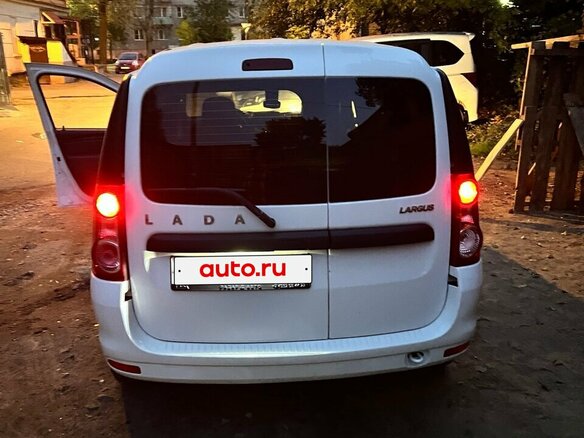 2025 Lada (ВАЗ) Largus I Рестайлинг, белый, 1350000 рублей - вид 2