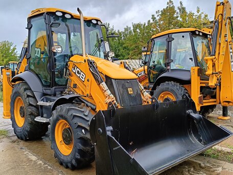 2024 JCB 3CX, жёлтый, 13000000 рублей, вид 4