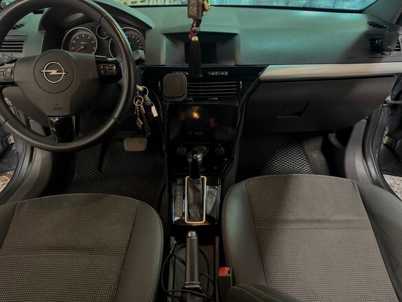 2008 Opel Astra GTC H Рестайлинг, синий, 600000 рублей - вид 6