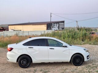 2023 Lada (ВАЗ) Vesta I Рестайлинг (NG), белый, 990000 рублей, вид 5
