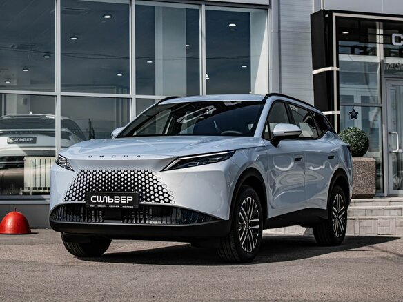 2026 Omoda C7, серебристый, 2909610 рублей