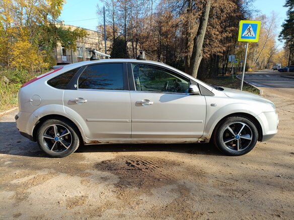 2007 Ford Focus II, серебристый, 449000 рублей - вид 2