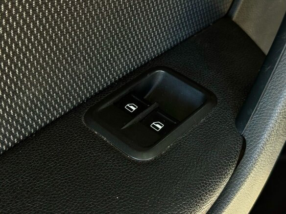 2013 Skoda Yeti I, белый, 899000 рублей - вид 10