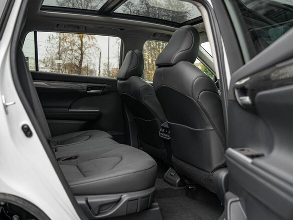 2026 Toyota Highlander IV (XU70), белый, 5900000 рублей - вид 10