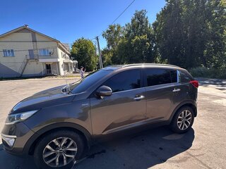 2014 Kia Sportage III Рестайлинг, коричневый, 1400000 рублей, вид 3