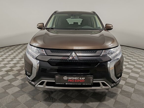 2021 Mitsubishi Outlander III Рестайлинг 3, коричневый, 2249000 рублей - вид 1
