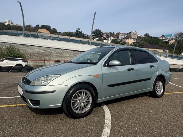 2003 Ford Focus I Рестайлинг, зелёный - вид 1