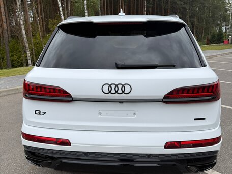 2022 Audi Q7 50 TDI II (4M) Рестайлинг, белый, 10900000 рублей, вид 3