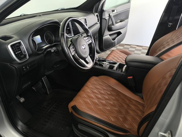 2019 Kia Sportage IV Рестайлинг, серебристый, 1590000 рублей - вид 7