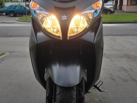 2015 Suzuki Burgman (SkyWave) 400, серый, 320000 рублей, вид 2