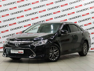 2017 Toyota Camry VII (XV50) Рестайлинг, чёрный, 1455170 рублей, вид 1