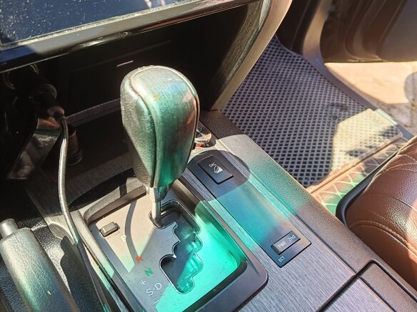 2008 Toyota Land Cruiser 200 Series, чёрный - вид 24