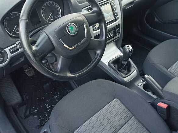 2012 Skoda Octavia II (A5) Рестайлинг, серебристый - вид 14