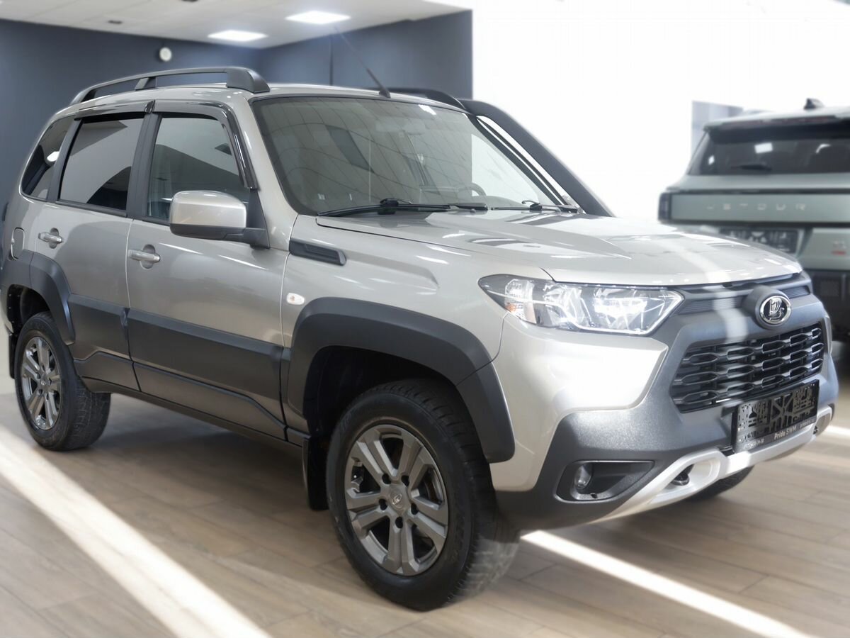 Открыть фотографии: Lada (ВАЗ) Niva Travel I