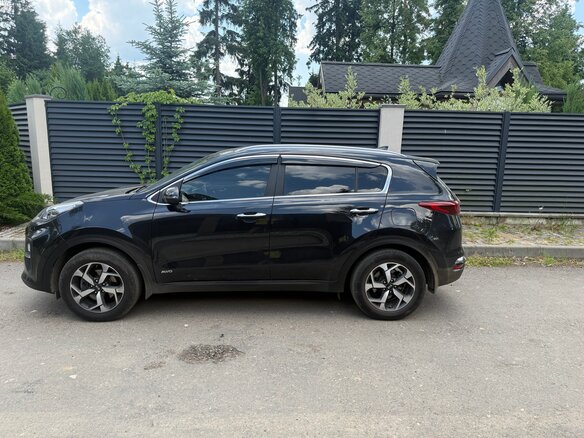 2021 Kia Sportage IV Рестайлинг, чёрный, 2580000 рублей - вид 6
