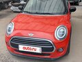 2021 Mini Hatch Cooper III (F55/F56) Рестайлинг, оранжевый - вид 1