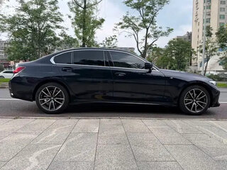 2023 BMW 3 серии Long 320Li VII (G2x) Рестайлинг, чёрный, 3150300 рублей, вид 4