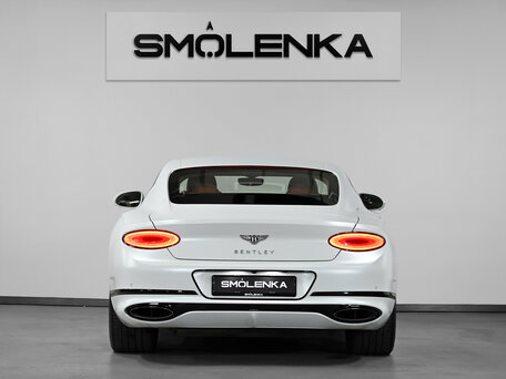 2019 Bentley Continental GT III, белый, 16990000 рублей, вид 4
