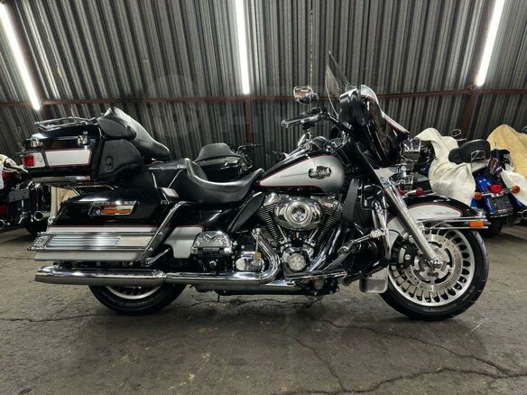 2009 Harley-Davidson Electra Glide, чёрный, 920000 рублей - вид 2