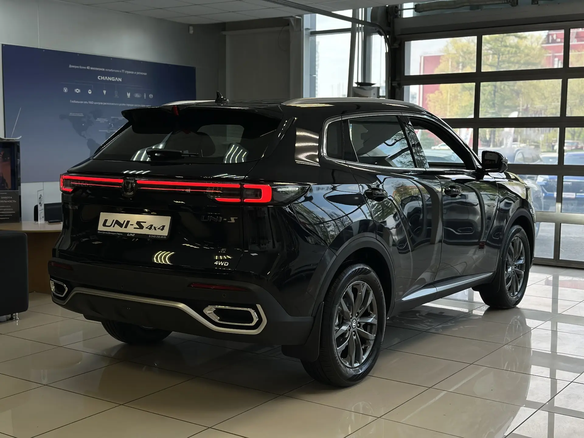 2026 Changan UNI-S I Рестайлинг, чёрный, 3079900 рублей - вид 4
