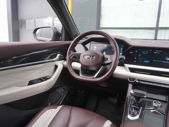 2023 Geely Monjaro I, чёрный, 2545000 рублей - вид 12