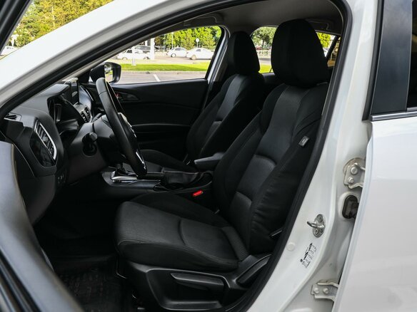 2014 Mazda 3 III (BM), белый, 1449000 рублей - вид 9