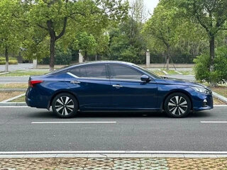 2021 Nissan Altima VI (L34), синий, 1649000 рублей, вид 4