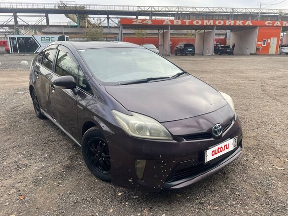 2013 Toyota Prius III Рестайлинг (XW30), фиолетовый, 950000 рублей - вид 8