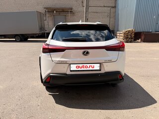 2020 Lexus UX 200 I, белый, 2800000 рублей, вид 4