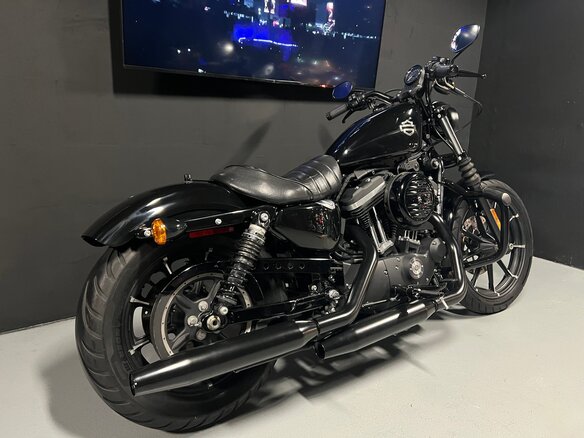 2020 Harley-Davidson Sportster 883, чёрный, 800000 рублей - вид 6
