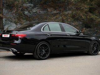 2022 Mercedes-Benz E-Класс 300 e V (W213, S213, C238) Рестайлинг, чёрный, 5300000 рублей, вид 5