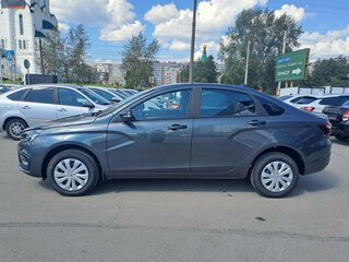 2026 Lada (ВАЗ) Vesta I Рестайлинг (NG), серый, 1751000 рублей, вид 2